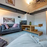 Loft 19