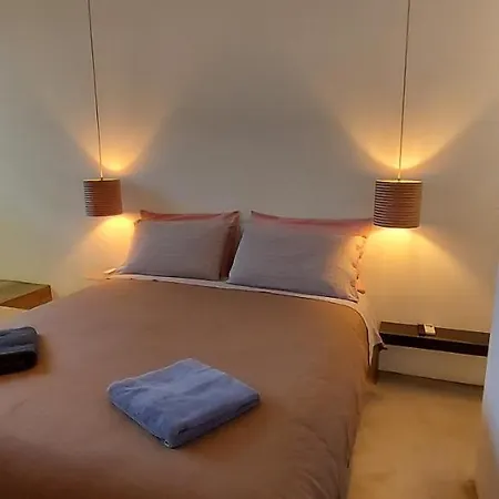 Loft 19 Bed & Breakfast *