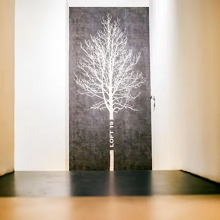 Loft 19 4* トリノ