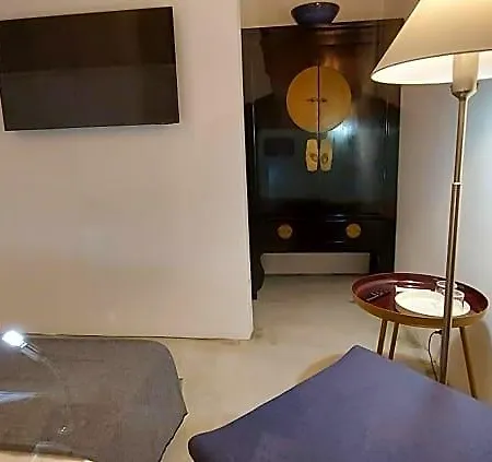 فندق مبيت وإفطار Loft 19 4*