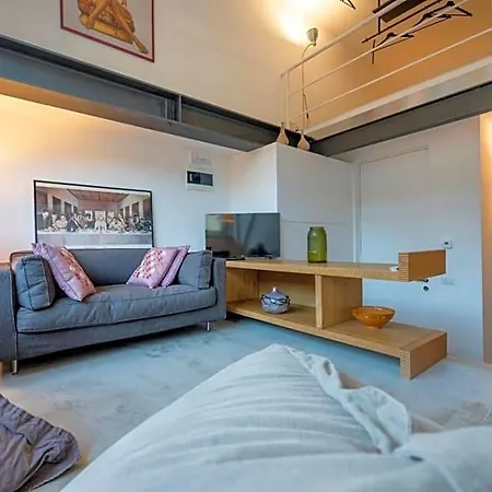 Loft 19 4* Turin