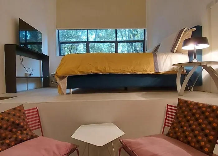 Bed & Breakfast Loft 19