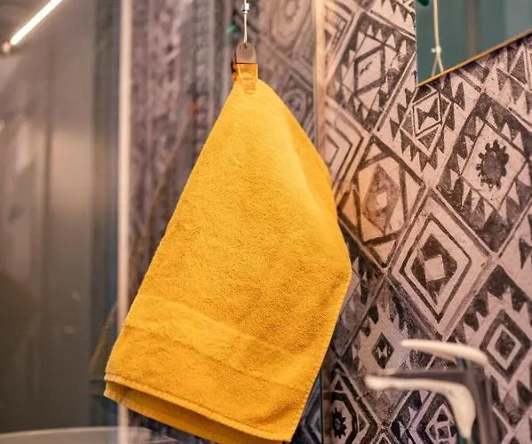 Loft 19 Bed & Breakfast 4*