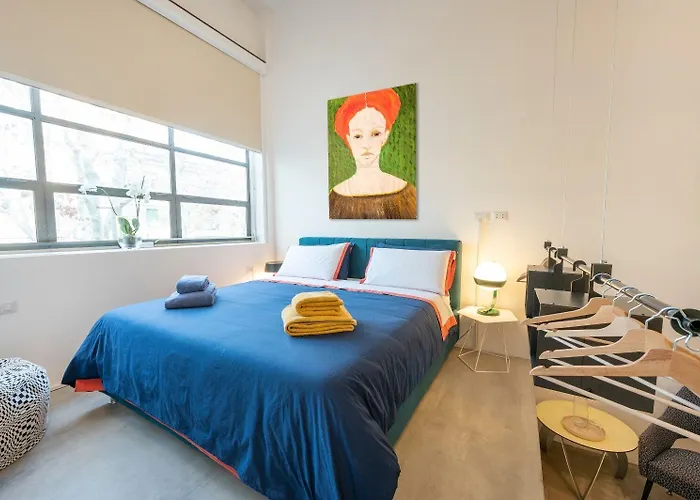 Loft 19 4* Turin