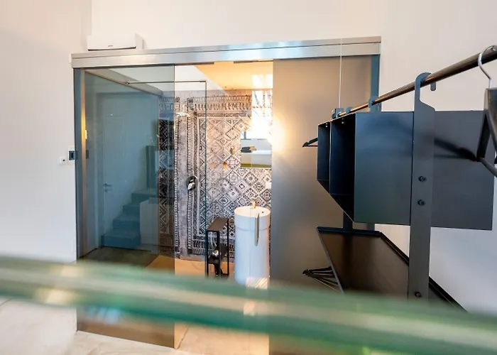 Loft 19