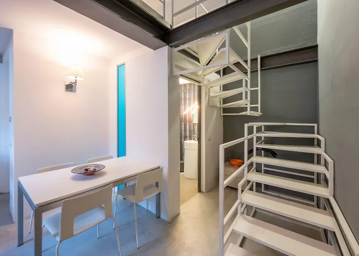 Loft 19 4*
