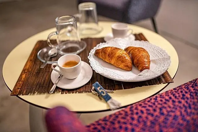 Loft 19 فندق مبيت وإفطار