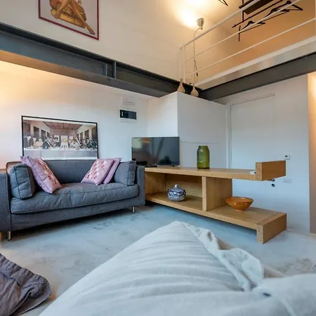 Bed & Breakfast Loft 19