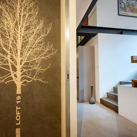 Alojamento de Acomodação e Pequeno-almoço Loft 19 4*